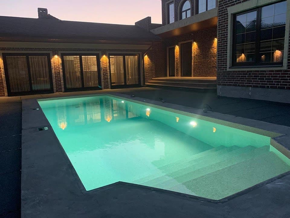 Pool water feature by QFountains